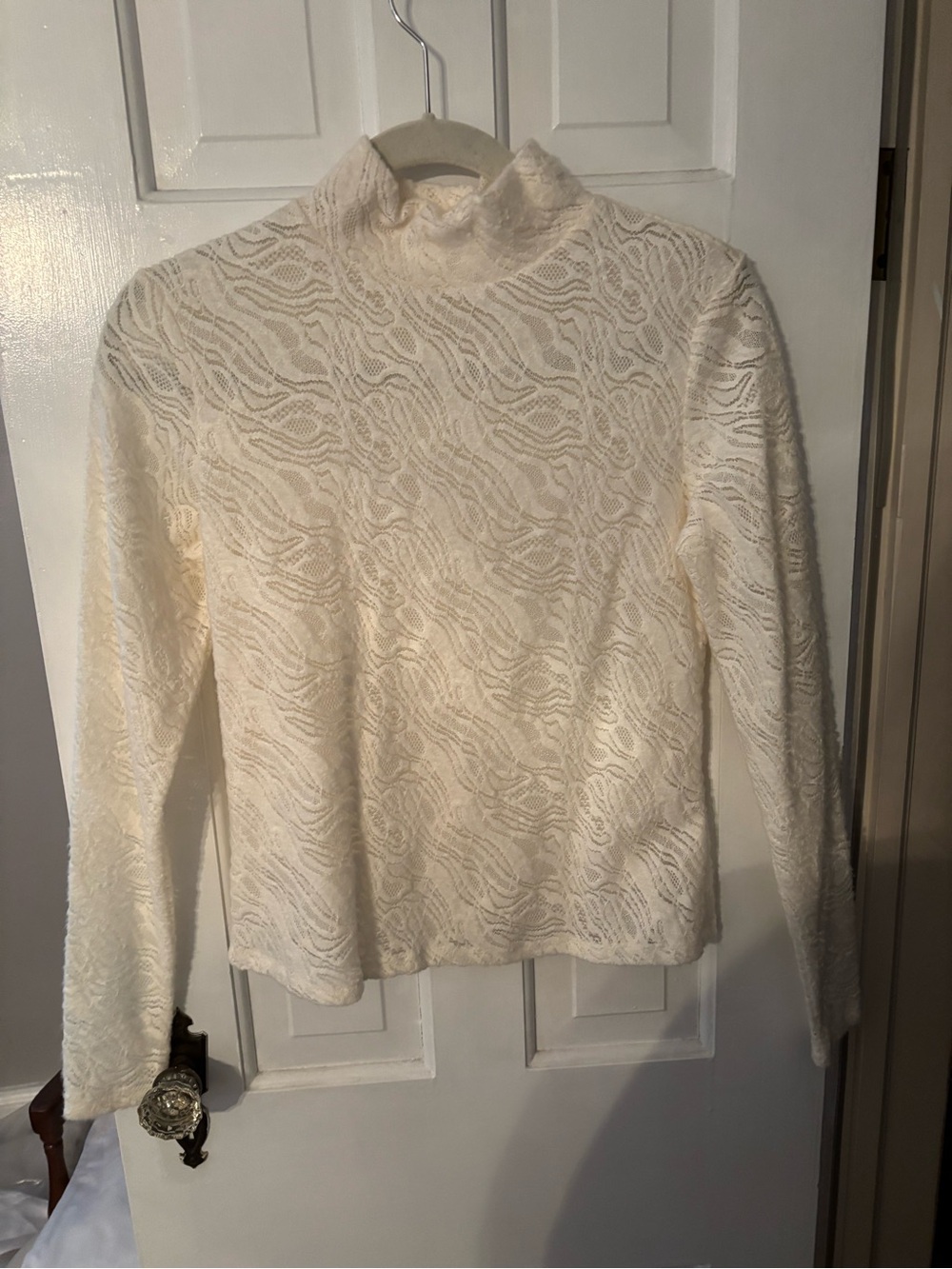 Anthropologie Cream Lace Mock-Neck Long Sleeve Top XS